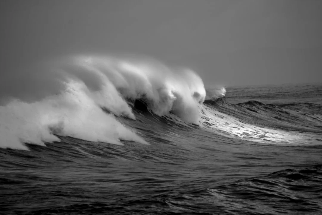 element clashes in relationships How Do Element Clashes Affect Relationships? chinese metaphysics illustration abstract energy