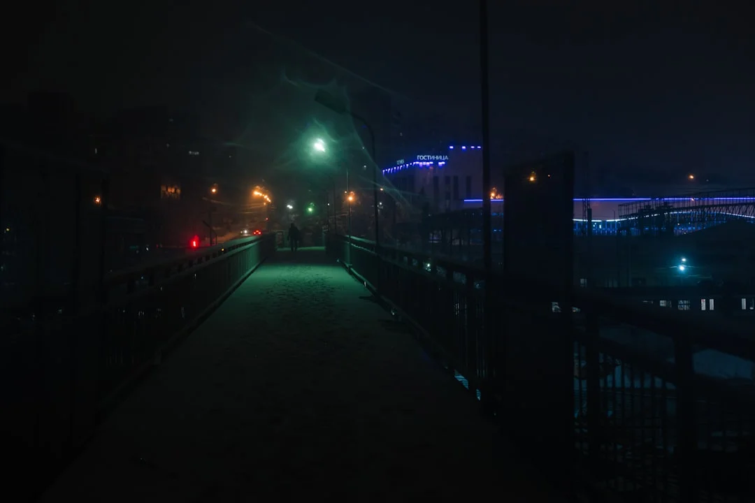 soñar con demonios Significado de los Demonios en los Sueños: ¿Qué Significa en Tu Subconsciente? chinese metaphysics illustration abstract energy