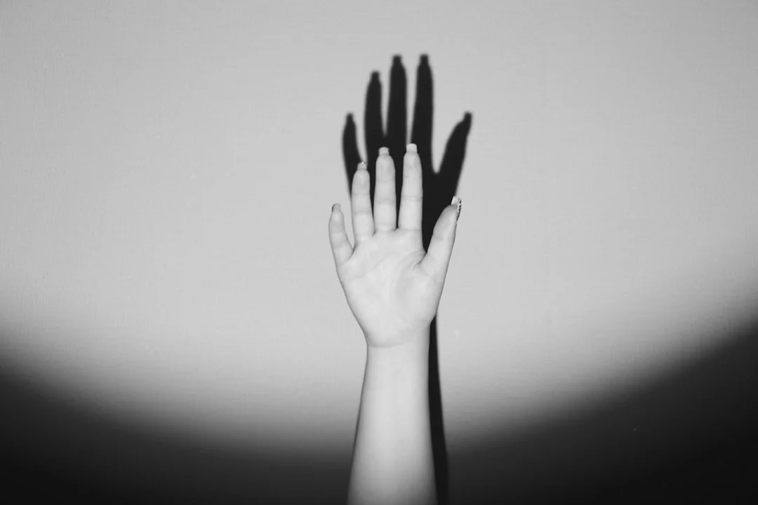 soñar que dejas de trabajar ¿Qué Significa Soñar que Dejas de Trabajar? chinese metaphysics illustration abstract energy