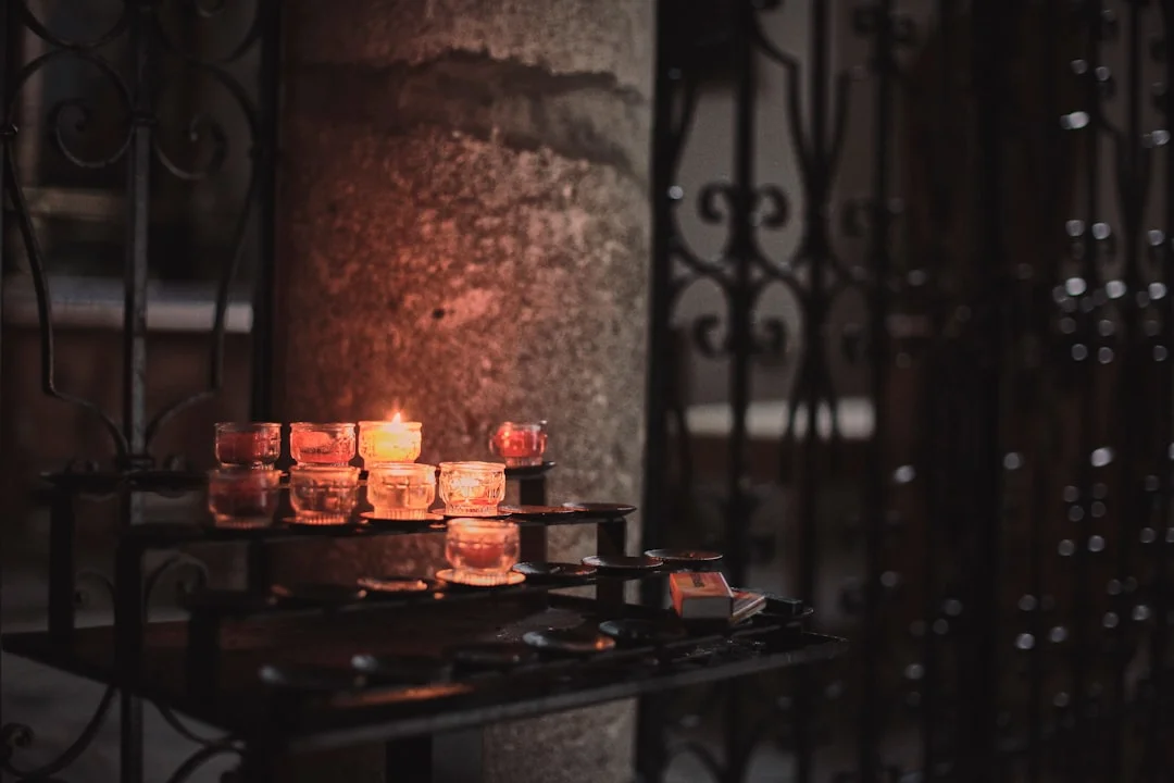 Sueño con leer ¿Qué significa soñar con leer? chinese metaphysics illustration abstract energy