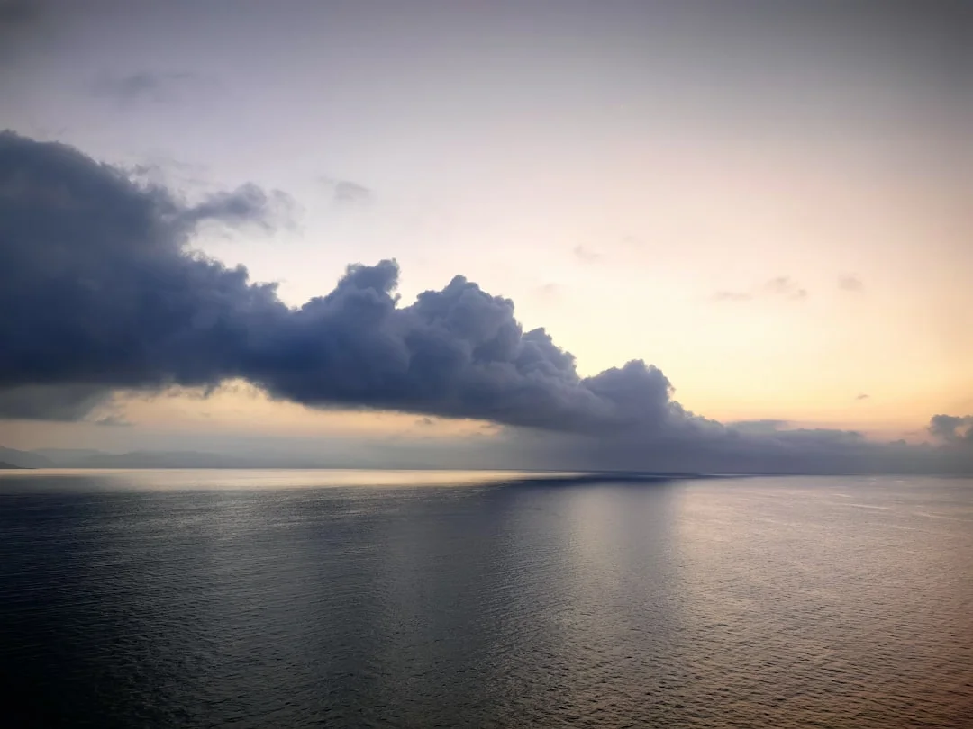 sueños de espacio El significado de los sueños de espacio: Desbloqueando la mente consciente chinese metaphysics illustration zen style