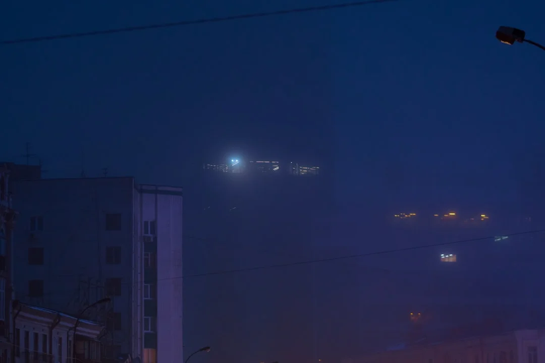 dream about struggling to fly What Does It Mean to Dream About Struggling to Fly? chinese metaphysics illustration abstract energy