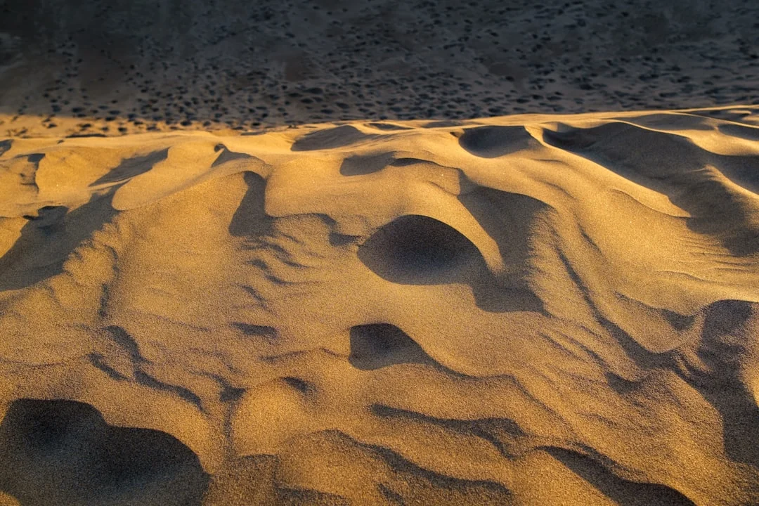 Dream Loop Why Do I Dream About Being Stuck in a Loop? chinese metaphysics illustration abstract energy