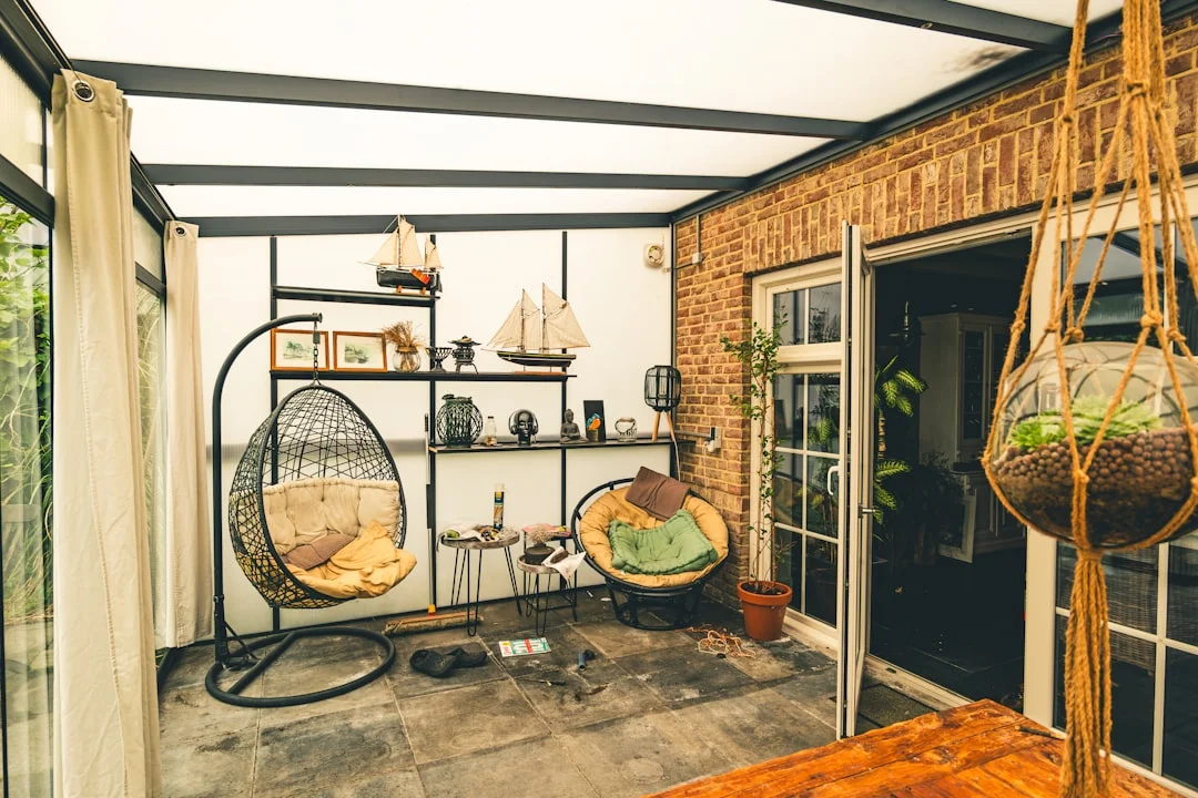 feng shui stress reduction home Can Feng Shui Help Reduce Stress at Home? chinese metaphysics illustration abstract energy