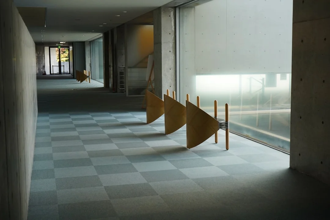 iluminación feng shui para sala de estar ¿Cuál iluminación es mejor para la sala de estar Feng Shui? Mejora tu energía del hogar chinese metaphysics illustration abstract energy