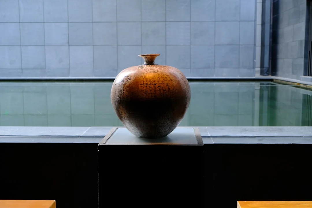 feng shui meaning of Rearranging Furniture Why Does Rearranging Furniture Change How a Room Feels? chinese metaphysics illustration zen style